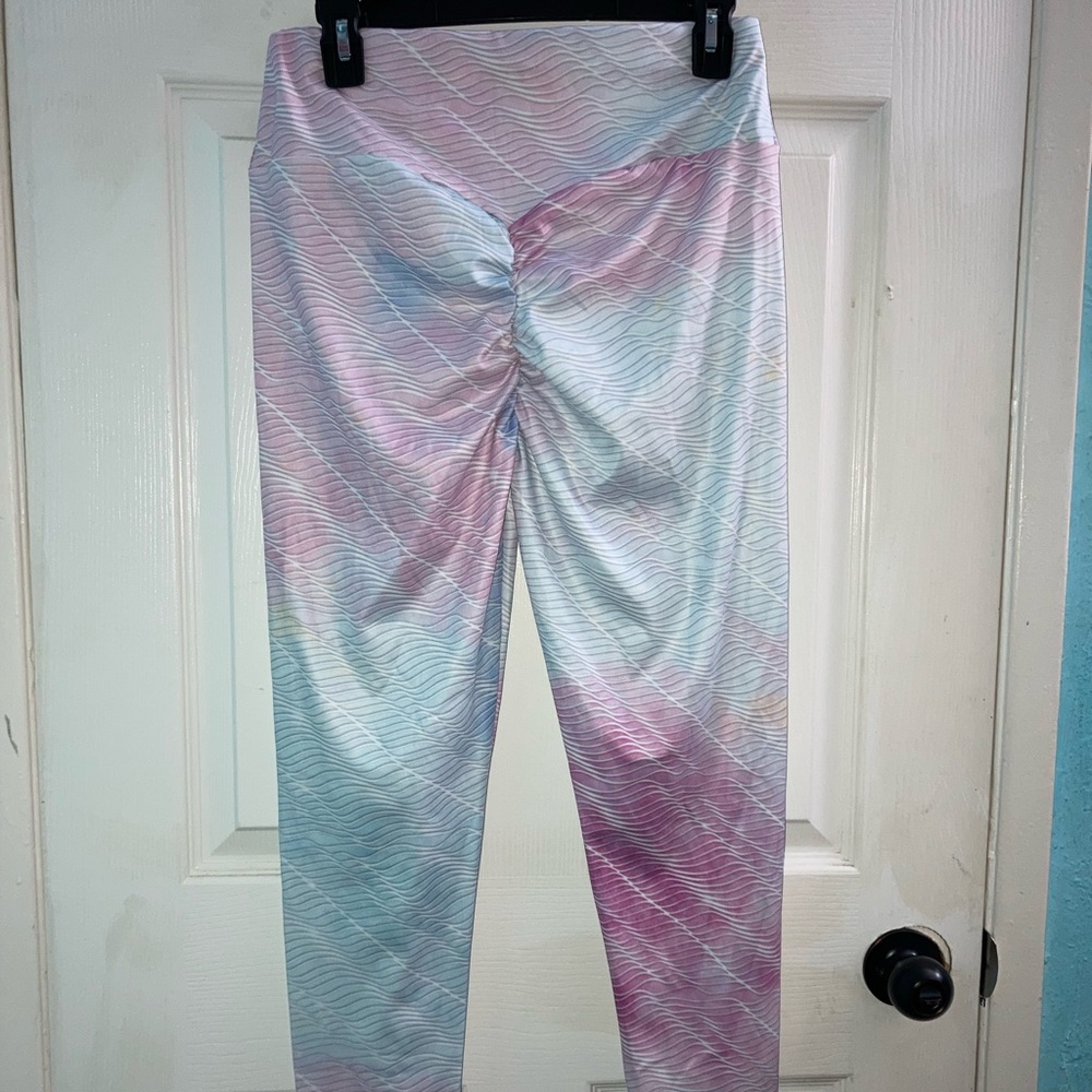 athletic leggings L